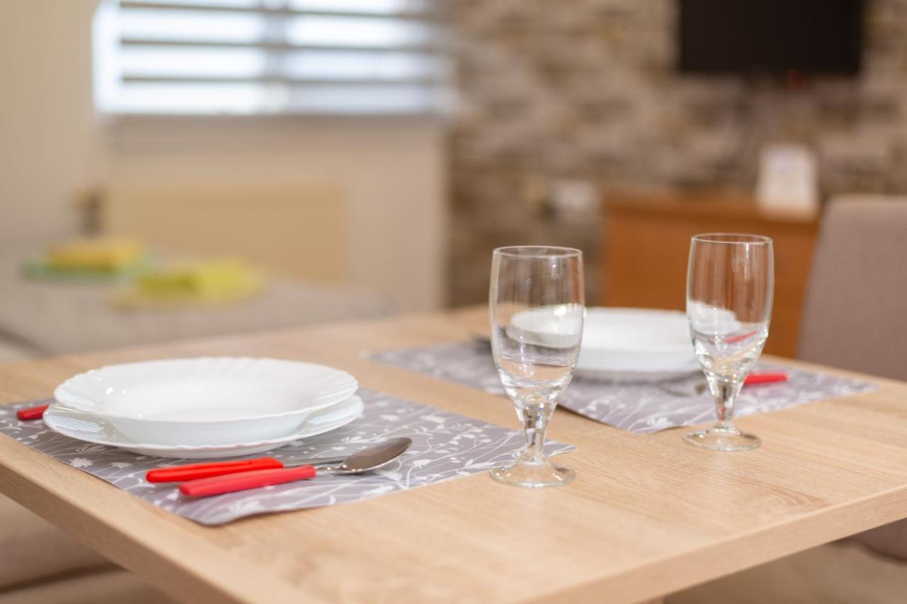 Apartman Gaga Leilighet Novi Sad Eksteriør bilde