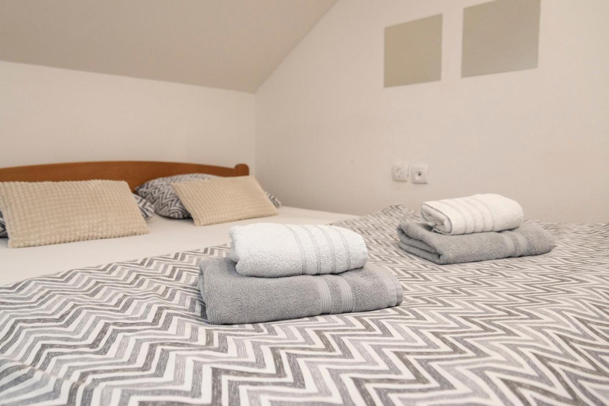 Apartman Gaga Leilighet Novi Sad Eksteriør bilde